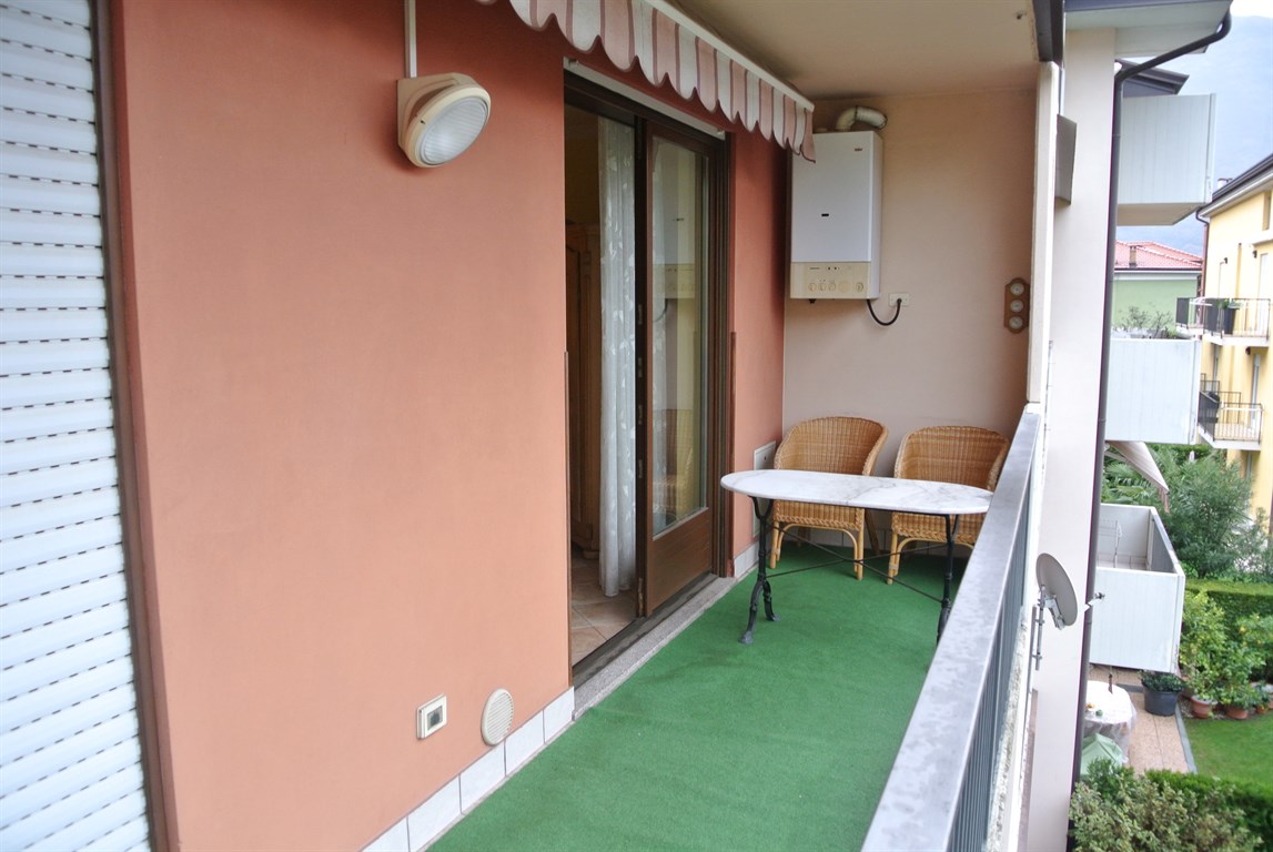 GRAZIOSO BILOCALE VICINO AI PRINCIPALI SERVIZI - Appartamento Residenziale Arco